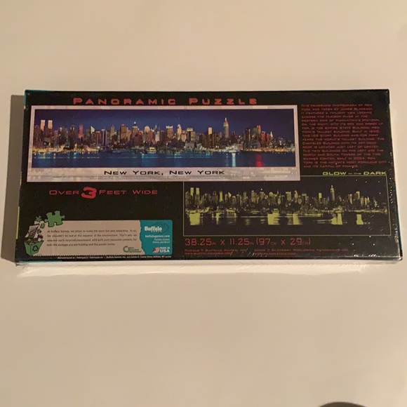 Glow in the Dark New York Panoramic Puzzle - Picture 5 of 7